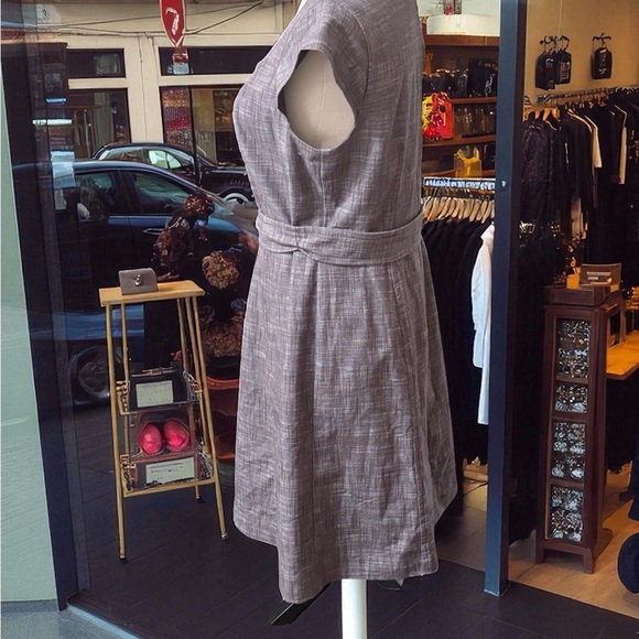 Ann Taylor Gray Belted Knee Length Dress - Picture 2 of 5